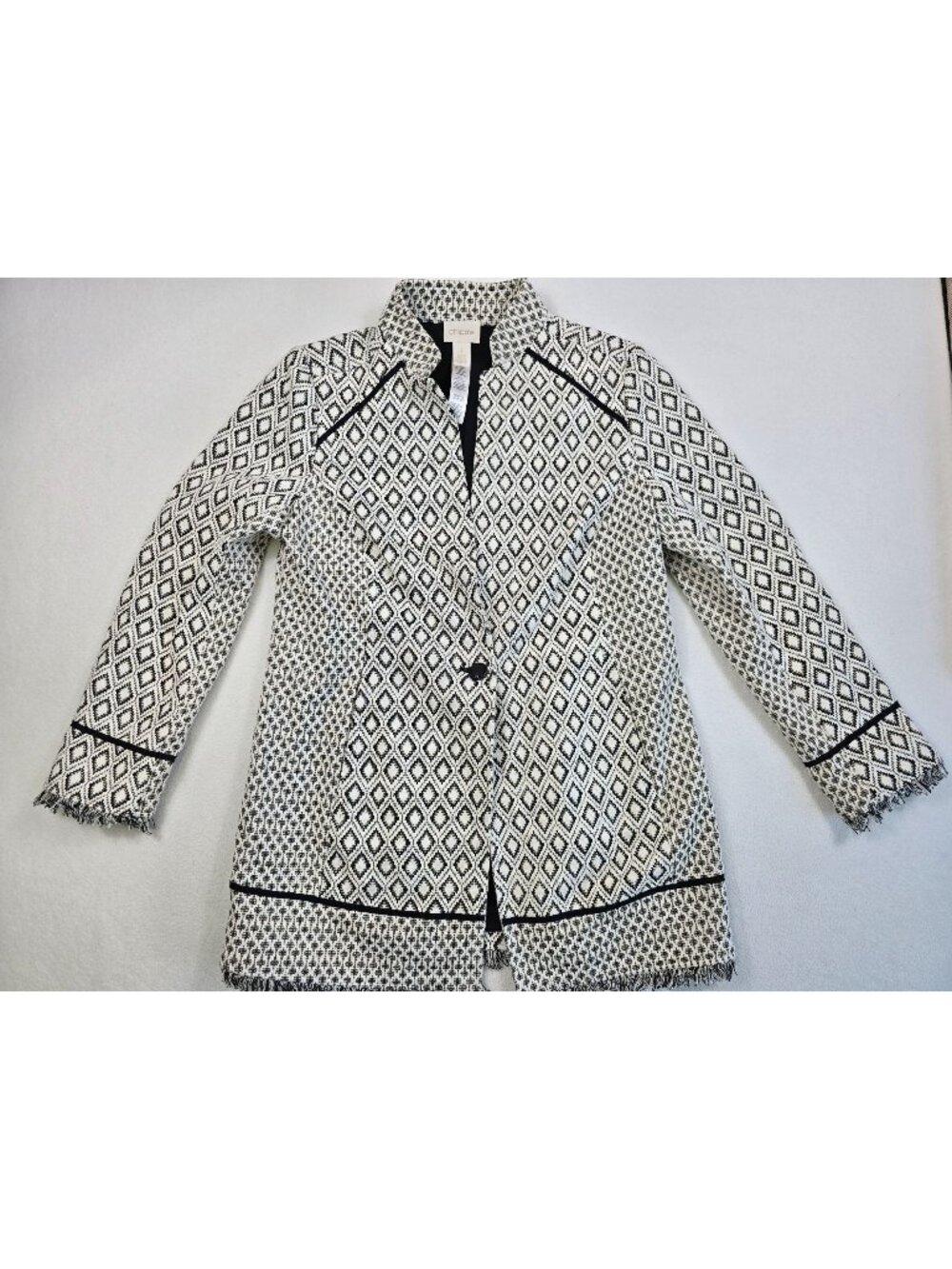 Chicos Size 1 Medium Black Beige Gold Diamond Pattern Jacket